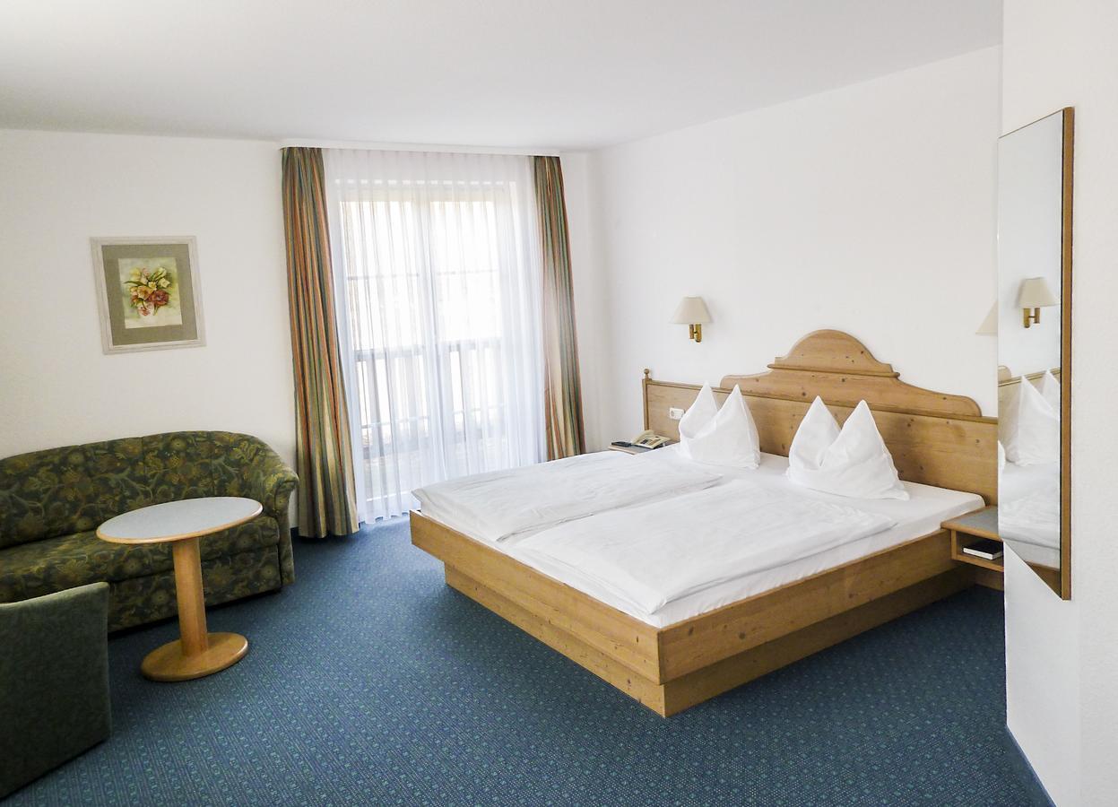 اشمالكالدن Hotel Zur Werra المظهر الخارجي الصورة